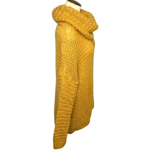 Made Italy Mustard Open Knit Sweater Mohair Blend Slouchy Turtle Neck Sz L/XL - Picture 2 of 10